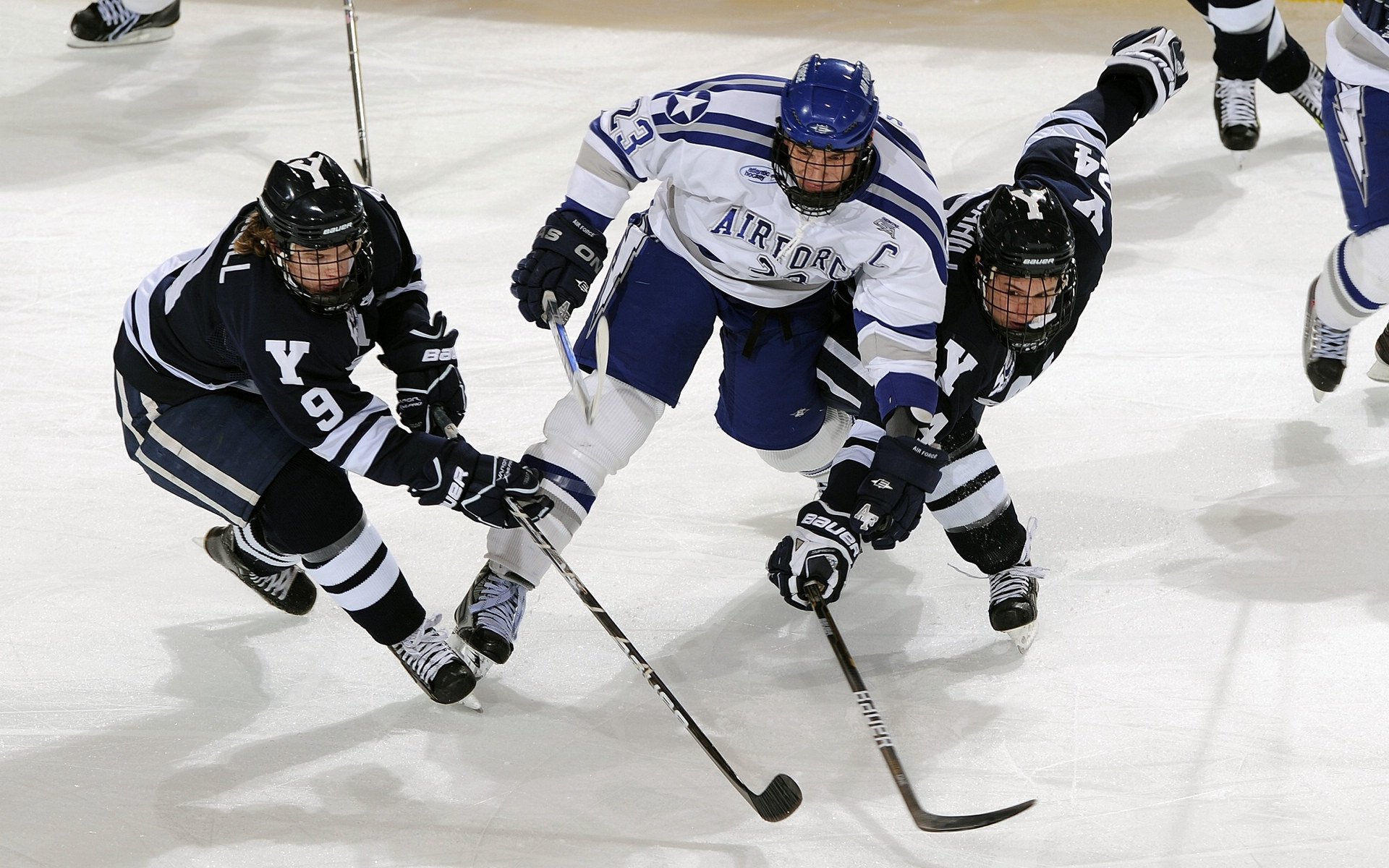 攀岩运动普及率持续上升,攀岩运动前景